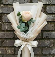 Букет цветов из:  Розы в Красные Баки