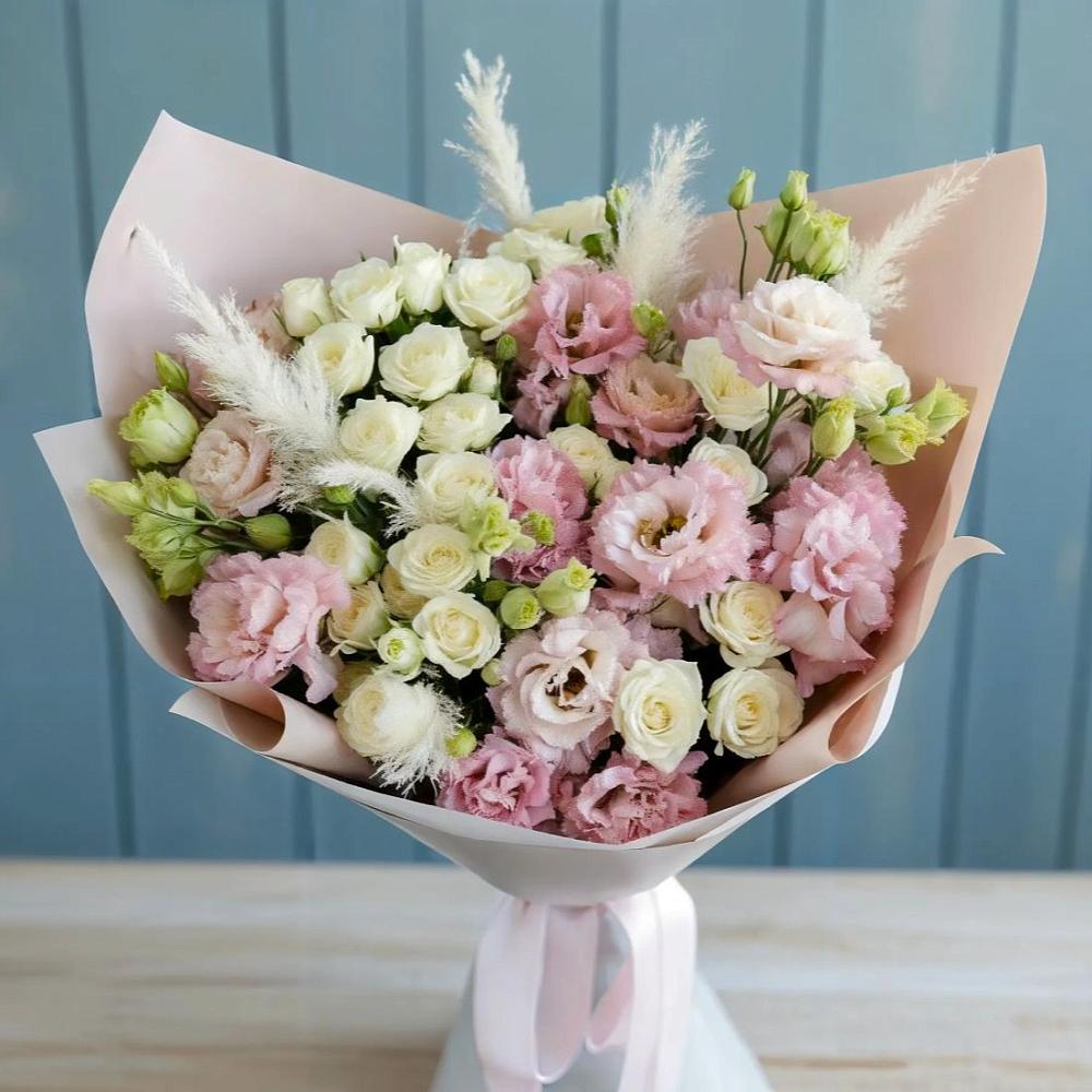 Букет цветов из: Альстромерии и Розы в Красные Баки