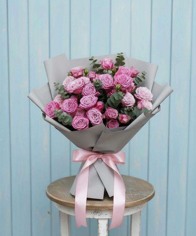 Букет цветов из: Розы в Красные Баки