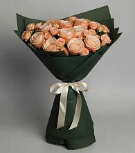 Букет Элегантный в Красные Баки