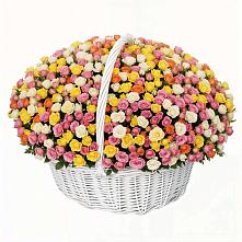 Премиум букет из: Розы в Красные Баки