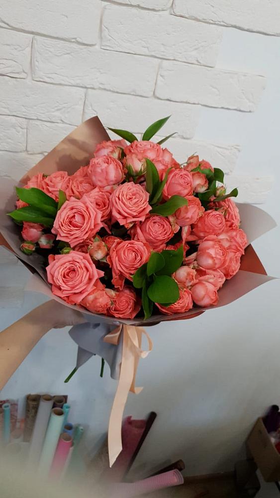 Букет цветов из: Розы в Красные Баки