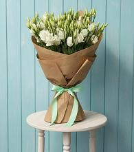 Букет цветов из:  Лизиантусы в Красные Баки