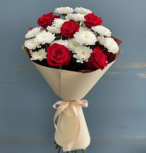 Букет цветов из:  Розы и Хризантемы в Красные Баки