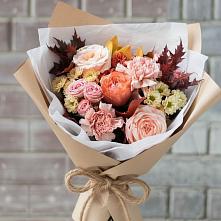 Букет цветов из:  Гвоздики, Хризантемы и Розы в Красные Баки