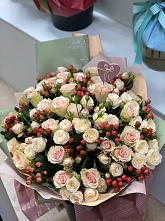 Букет цветов из:  Розы #REPLACE_PRED# Красные Баки
