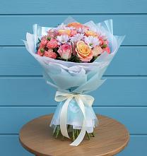 Букет цветов из:  Хризантемы и Розы в Красные Баки