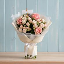Букет цветов из:  Розы в Красные Баки