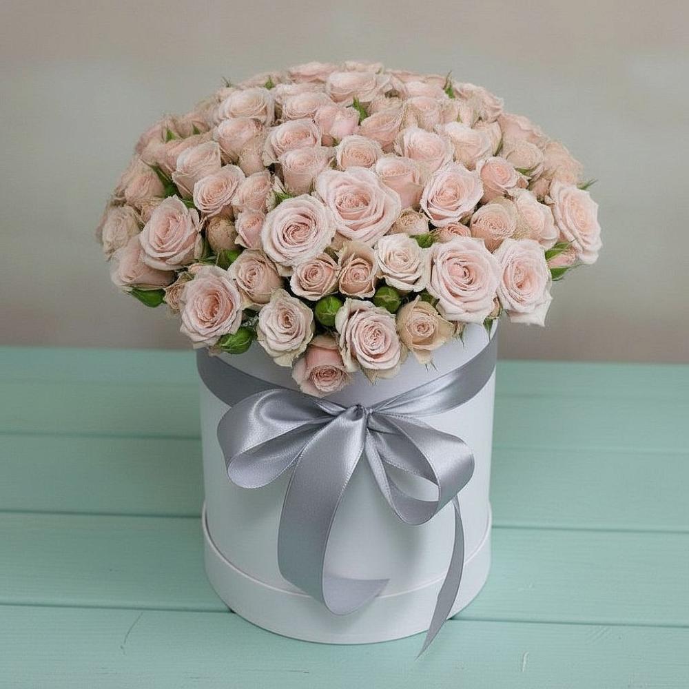 Цветочная композиция из Розы в шляпной коробке в Красные Баки